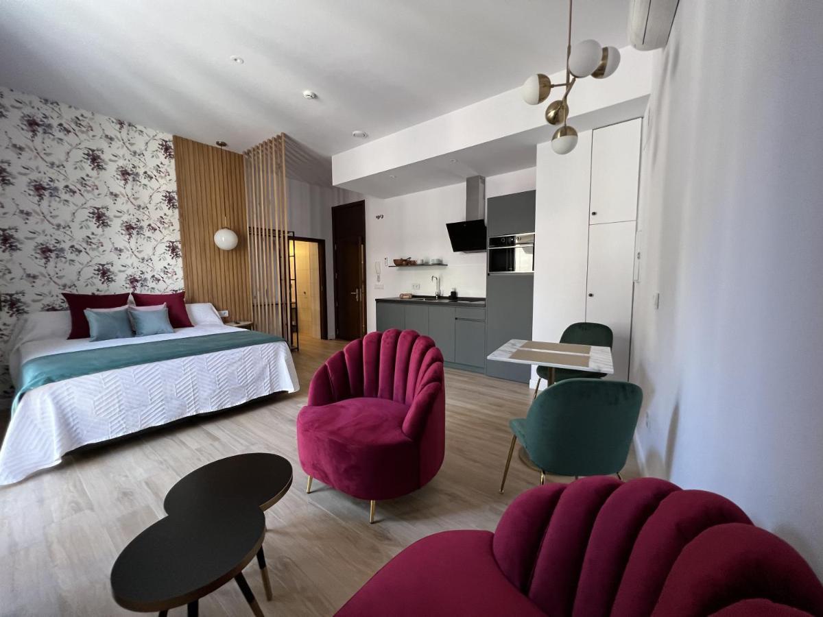Apartamentos Turisticos Sinag コルドバ エクステリア 写真